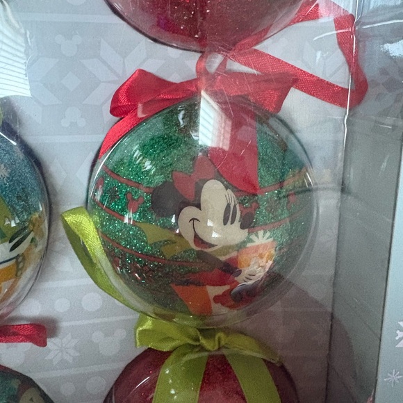 Disney Store Christmas set of six ornaments - Picture 6 of 8